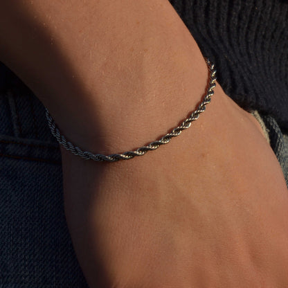 Essential Cord Armband